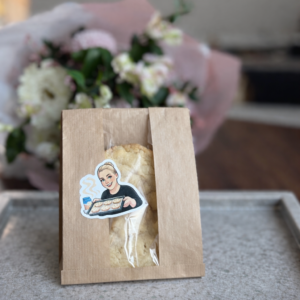 Valge šokolaadi ja makadaamiapähkli küpsis